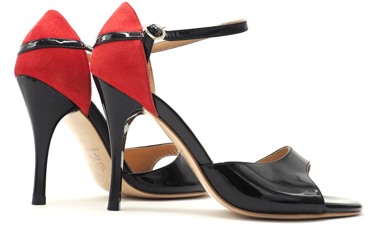 Comme il Faut - Negro & Rojo - Comme il Faut - Negro & Rojo